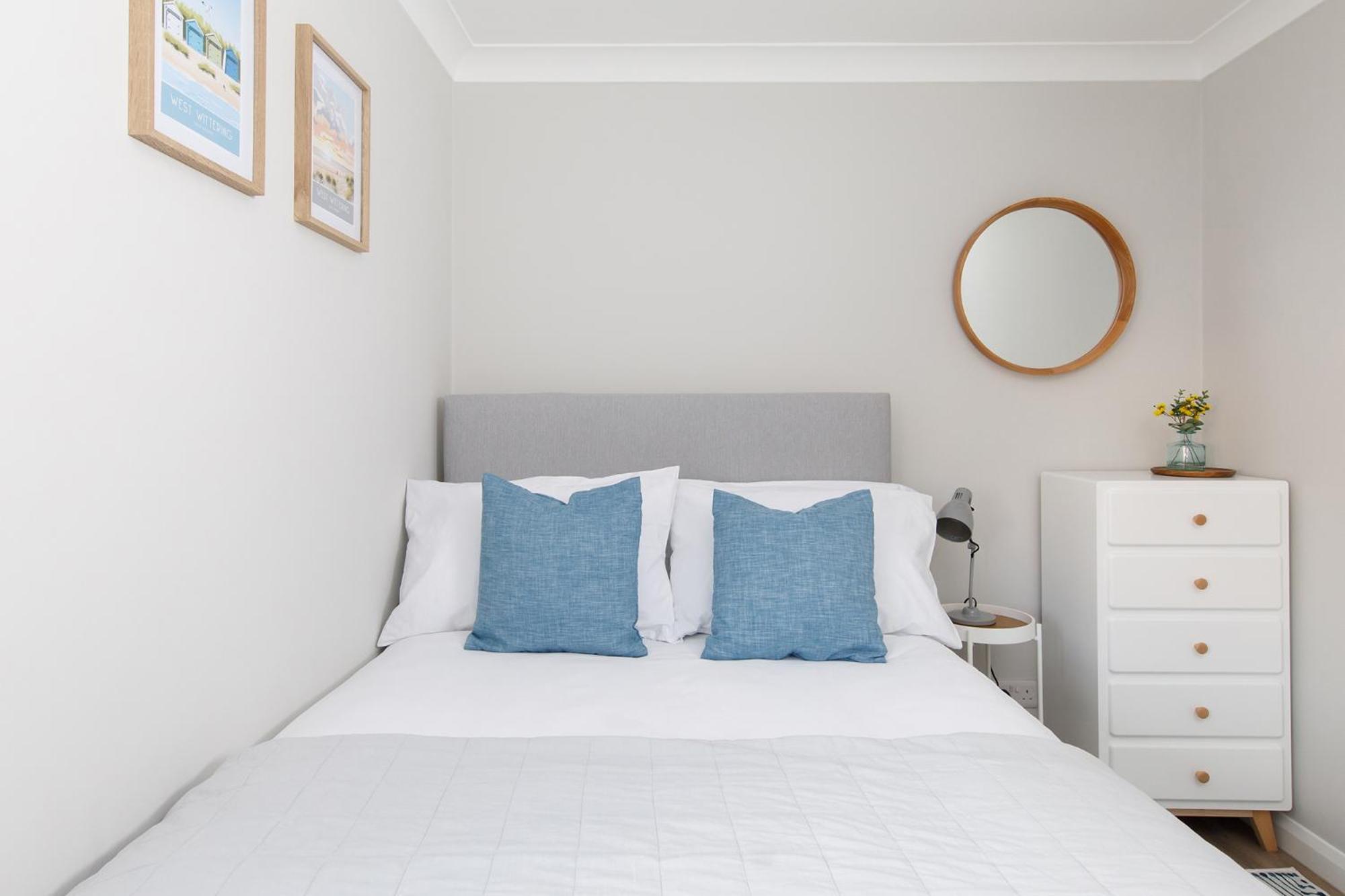 Little Blue By The Butler Collection Apartment Chichester Ngoại thất bức ảnh